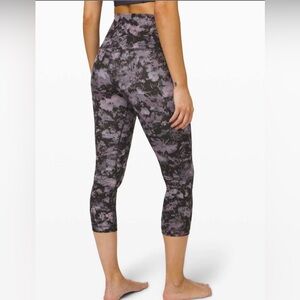 🌸 Lululemon Align Crop *21” - Size 10 | Floral Illusion Ice Grey Multi 🌿